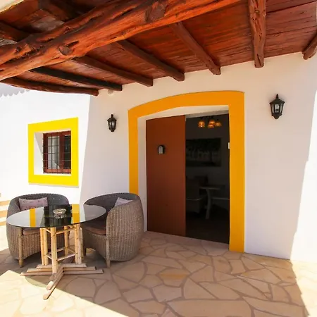 Jaume Guillem Holiday home Sant Carles de Peralta