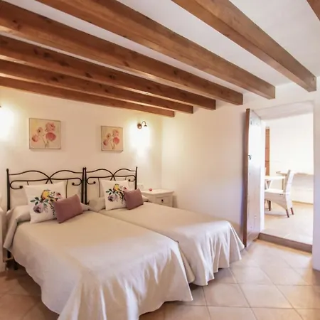Holiday home Jaume Guillem Sant Carles de Peralta